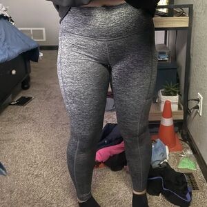 Aerie leggings grey, side pockets